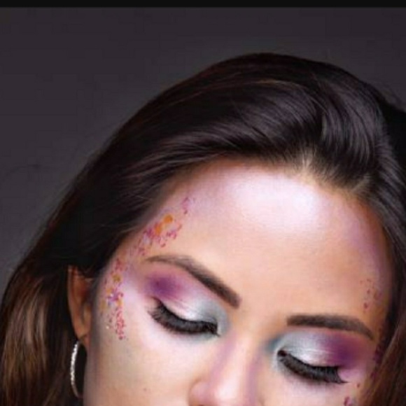 Make - Up☝ Blog - Picture 2 of 2